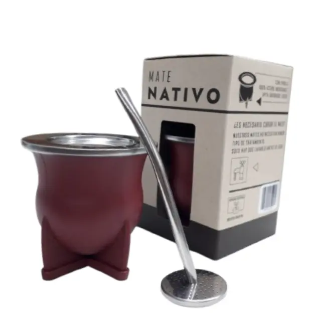 Mate camionero negro pvc con virola de acero con bombilla saca yerba y caja