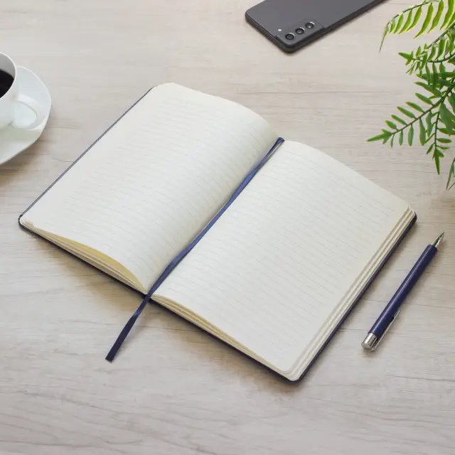 Libreta "MEDIUM"