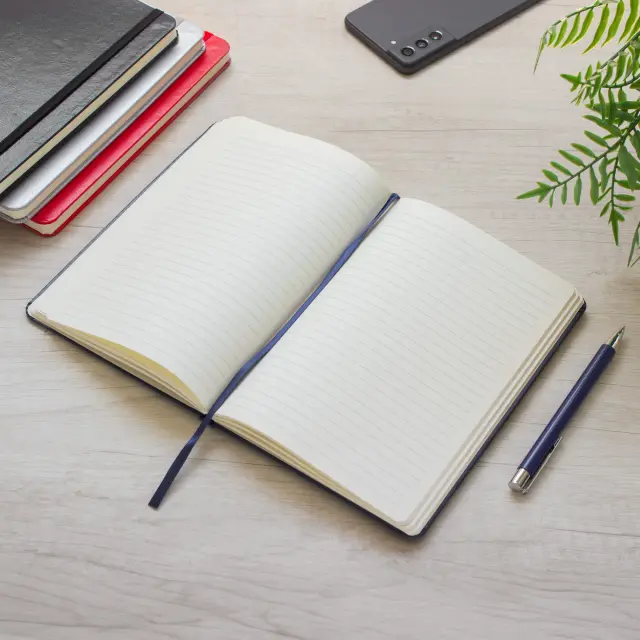Libreta "MEDIUM"
