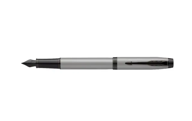 Pluma Parker IM Achromatic