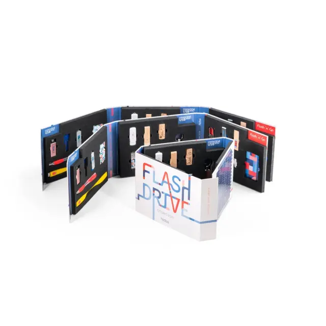 FLASH DRIVE SHOWCASE