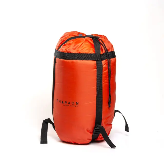 Bolsa de dormir momia. 4