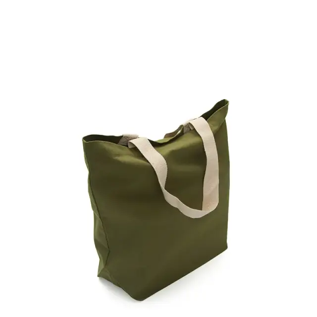 Tote Bay 10